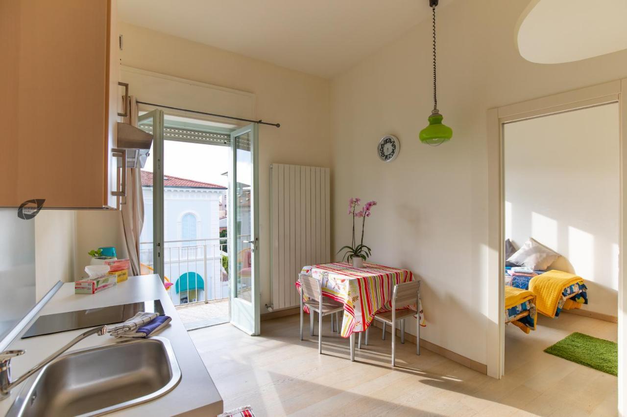 Apartament Foscolo Viareggio Zewnętrze zdjęcie